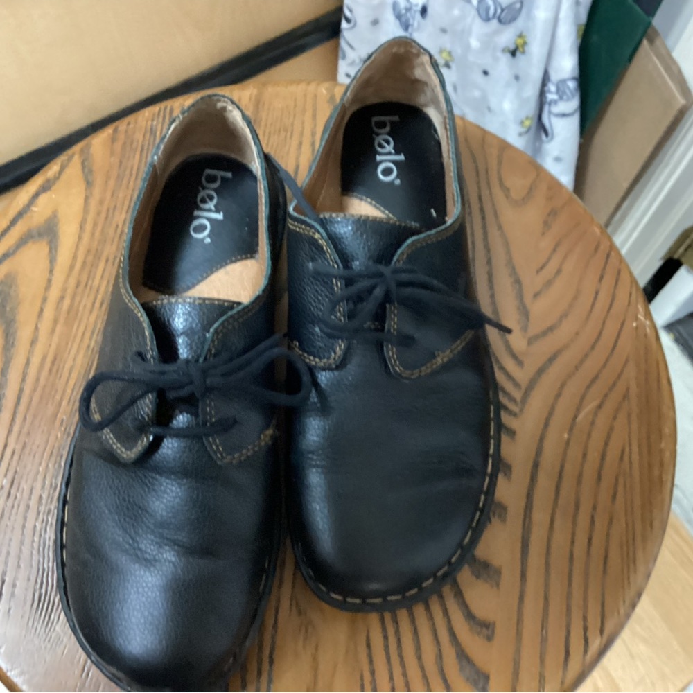Bolo shoes 8.5 woman’s